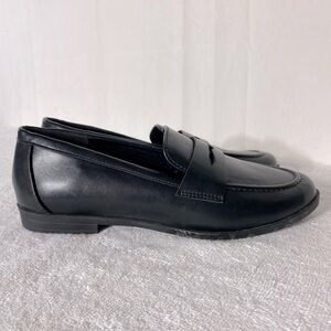 Kenzie Gitty Black Faux Leather Slip On Loafer 8.5